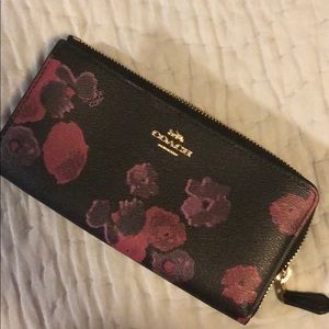 Coach wallet